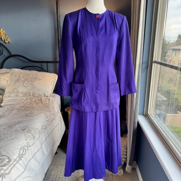 1980s Vintage 100% Silk Royal Purple Silk Skirt Suit Set - Picture 1 of 16